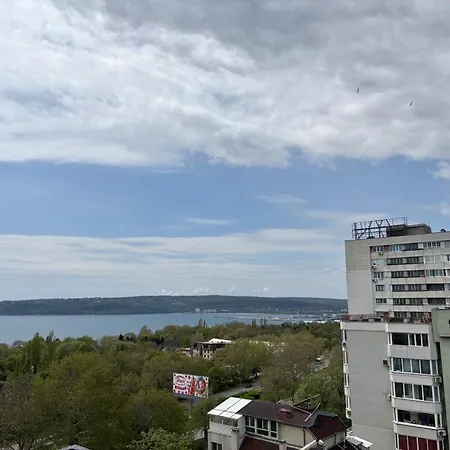 1br Luxury With Sea View And Parking Space شقة *