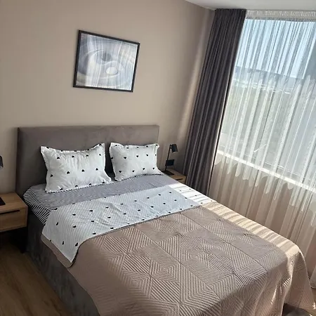 1br Luxury With Sea View And Parking Space شقة فارنا