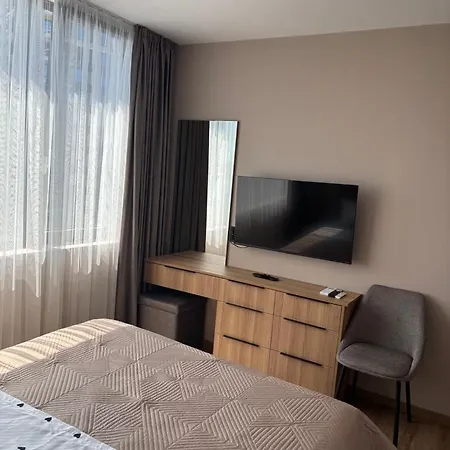 1br Luxury With Sea View And Parking Space شقة فارنا