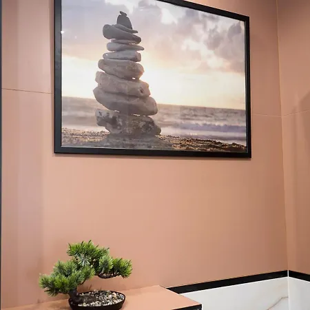 1br Luxury With Sea View And Parking Space * فارنا