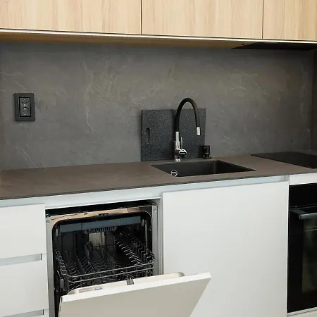 1br Luxury With Sea View And Parking Space * فارنا